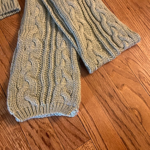 Sage Beanie and Scarf Set - Picture 2 of 7